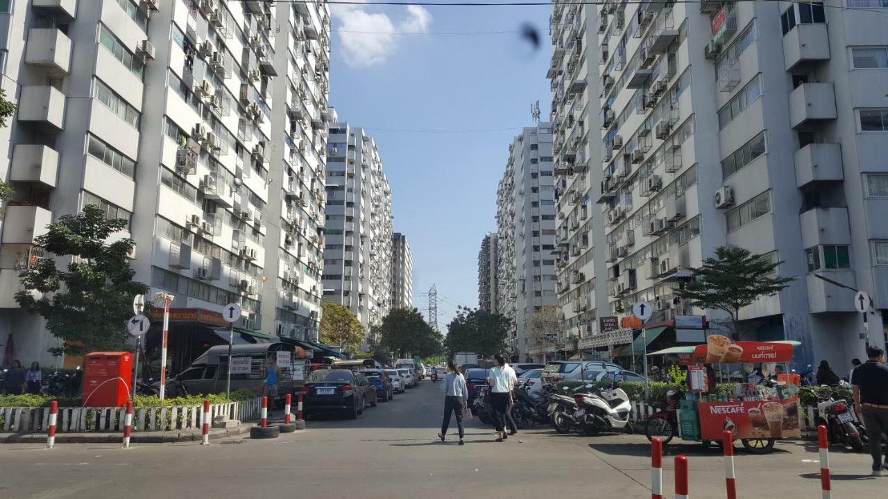 Condo C2 IMPACT Nonthaburi Exterior foto
